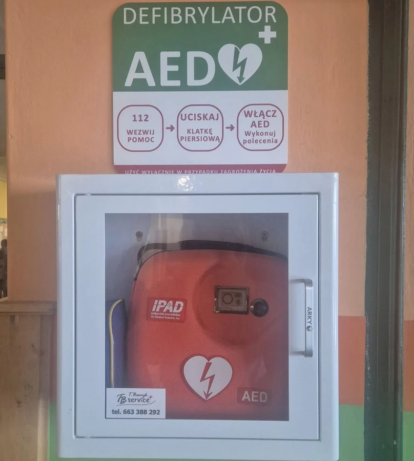 Mamy w szkole AED